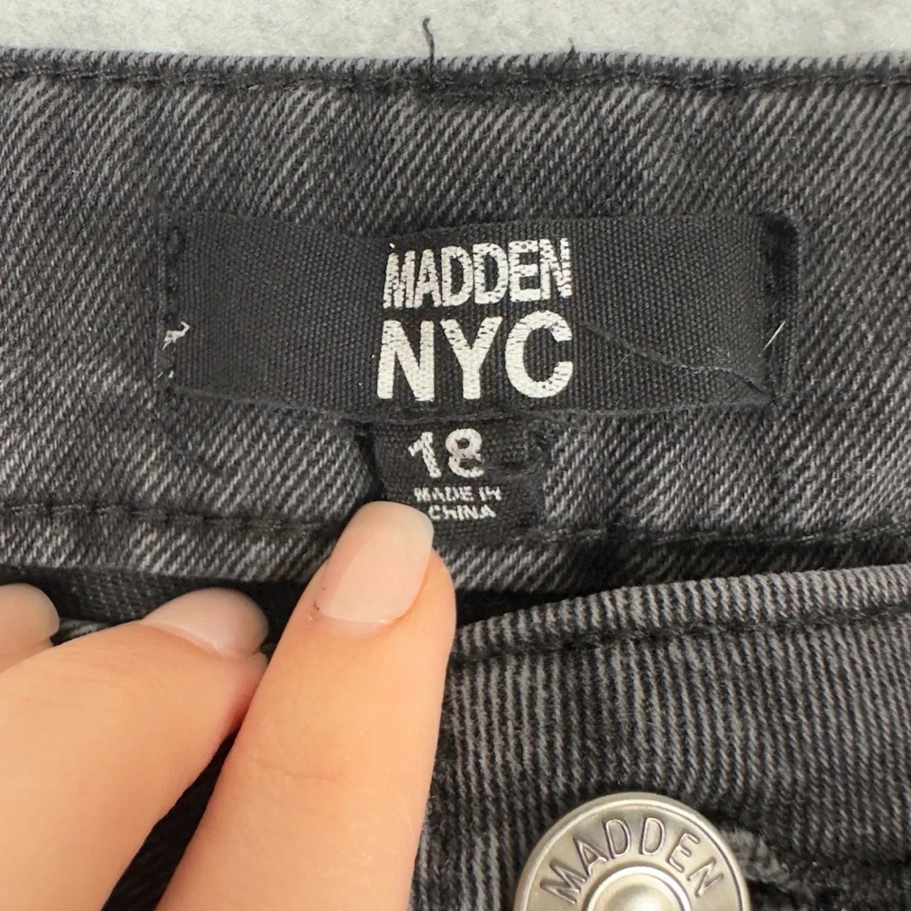 Madden NYC Jeans Womens 18‎ Gray Drawstring Cropped Streetwear - Picture 8 of 11